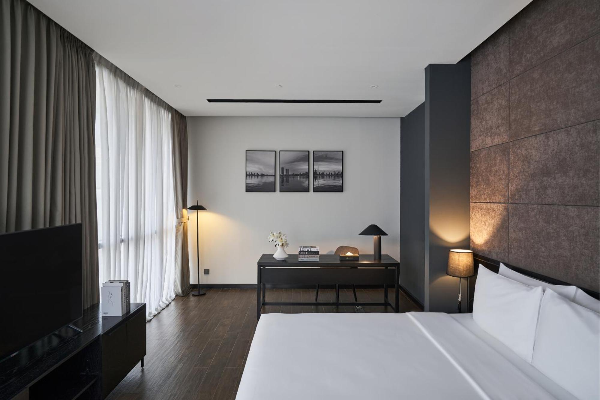Luxcity Hotel & Apartment Phnom Penh Bagian luar foto